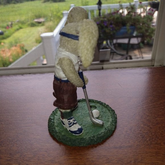 The Windsor Hares Of Cranbury Commons - Picture 2 of 4